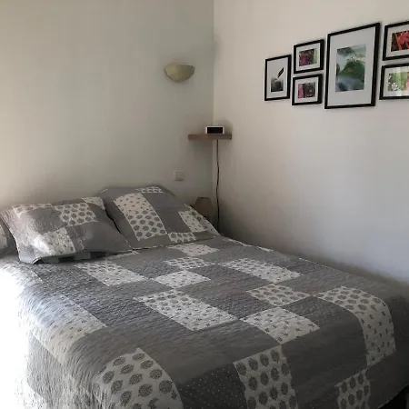 App T2 Cozy Proche De La Apartment