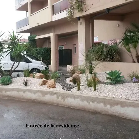 App T2 Cozy Proche De La Apartment Golfe-Juan