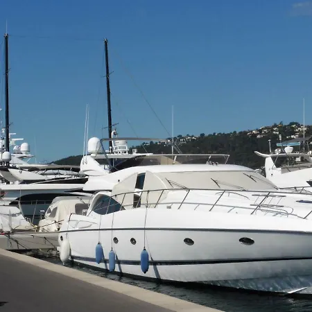 App T2 Cozy Proche De La Apartment Golfe-Juan