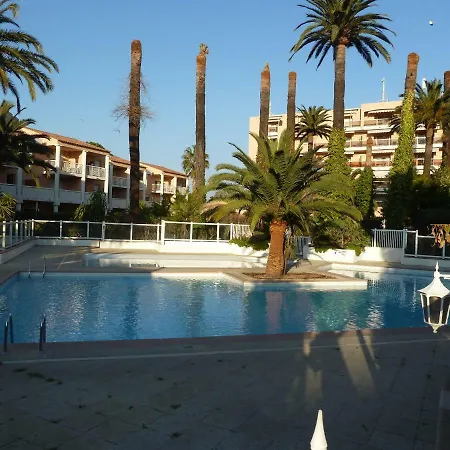 App T2 Cozy Proche De La Apartment Golfe-Juan