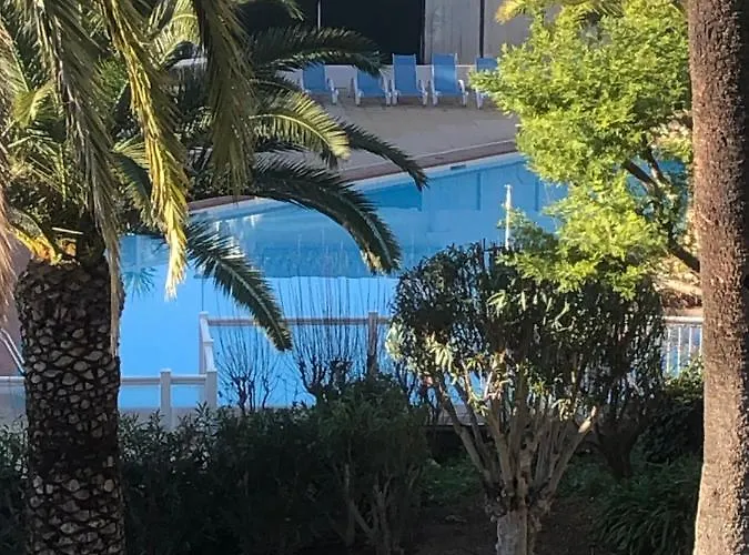 App T2 Cozy Proche De La Apartman Golfe-Juan